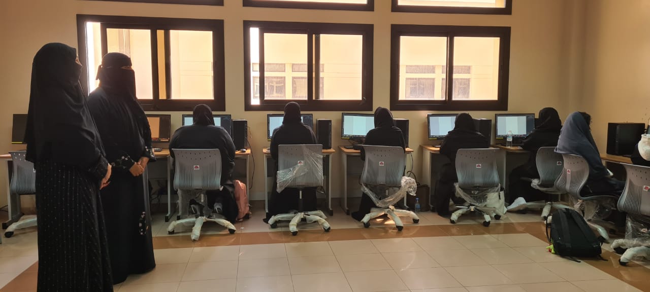 معامل الحاسب الالي.jpg
